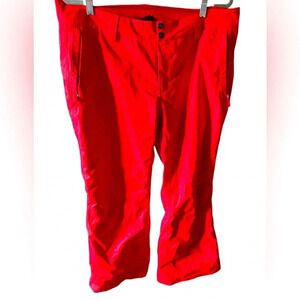 Women’s XL Short red North face  dry vent snowboard  pants. EUC